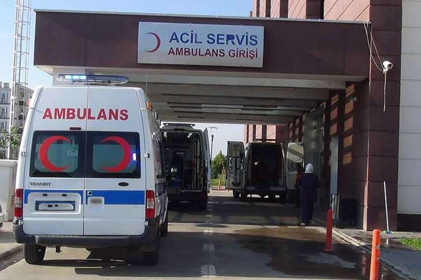 İçki nedeniyle ölenlerin sayısı 83'e çıktı İçki nedeniyle ölenlerin sayısı 83'e çıktı